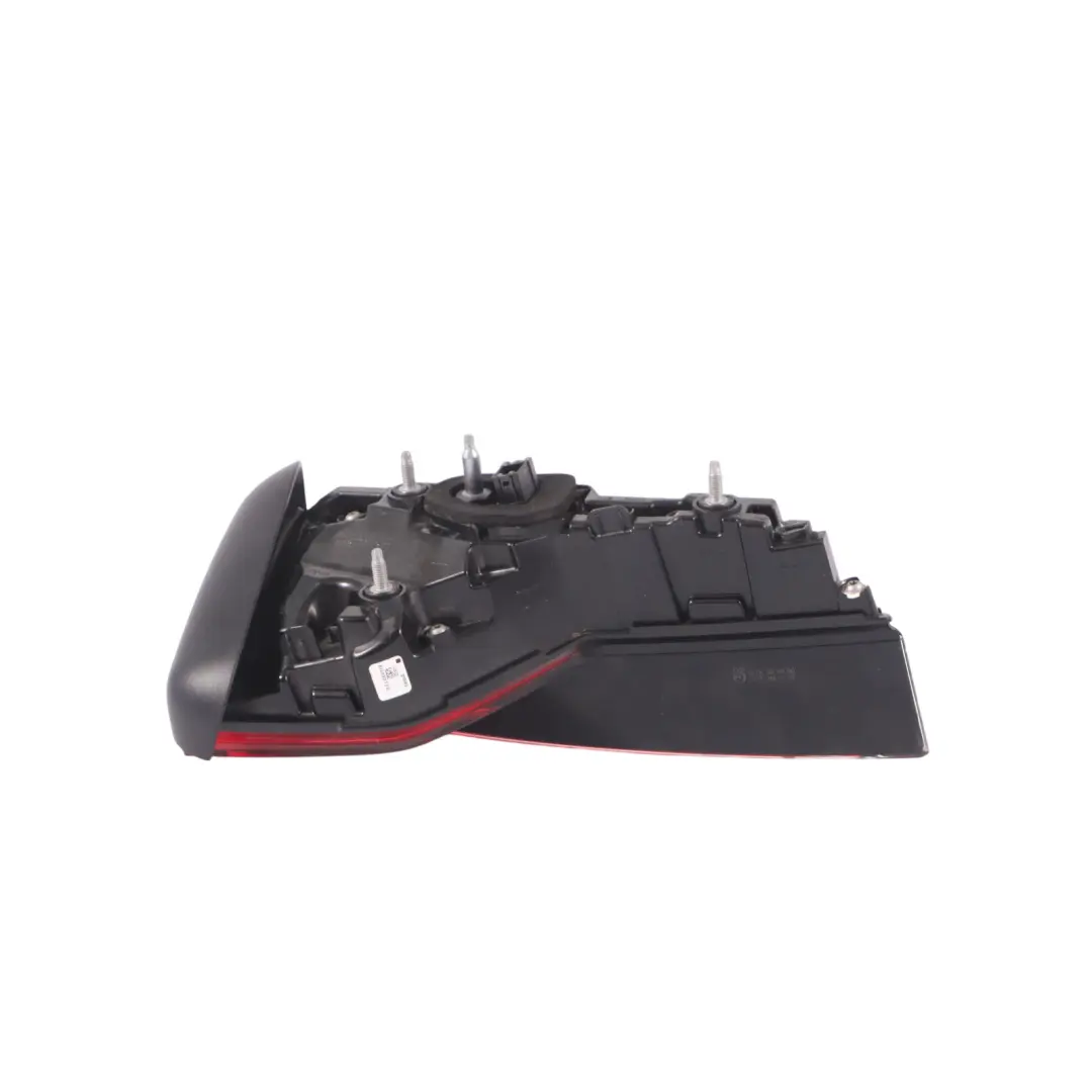 Feu arrière gauche Lumière Couvercle coffre Coffre hayon pour Audi A4 B9 à propos du numéro de pièce 8W9945094B Audi A4 B9 Feu arrière gauche Lumière Couvercle coffre Coffre hayon - SKU 8W9945094B - Numéro de pièce 8W9945094B