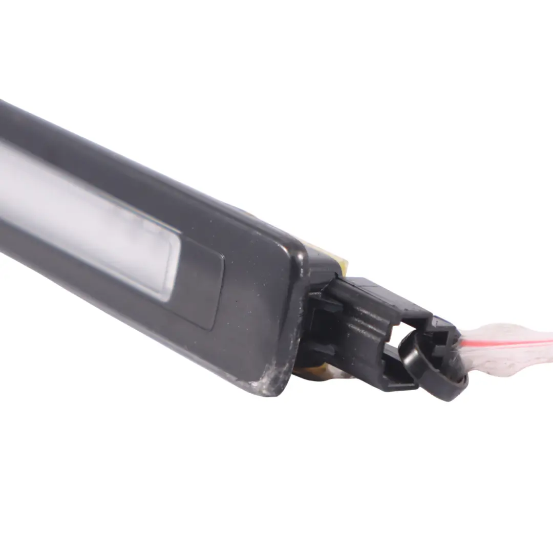 Feu arrière de coffre gauche droit pour Audi A4 B9 à propos du numéro de pièce 8W9947409 Audi A4 B9 Feu arrière de coffre gauche droit - SKU 8W9947409 - Numéro de pièce 8W9947409