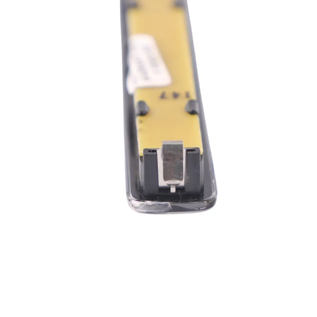 Feu arrière de coffre gauche droit pour Audi A4 B9 à propos du numéro de pièce 8W9947409 Audi A4 B9 Feu arrière de coffre gauche droit - SKU 8W9947409 - Numéro de pièce 8W9947409