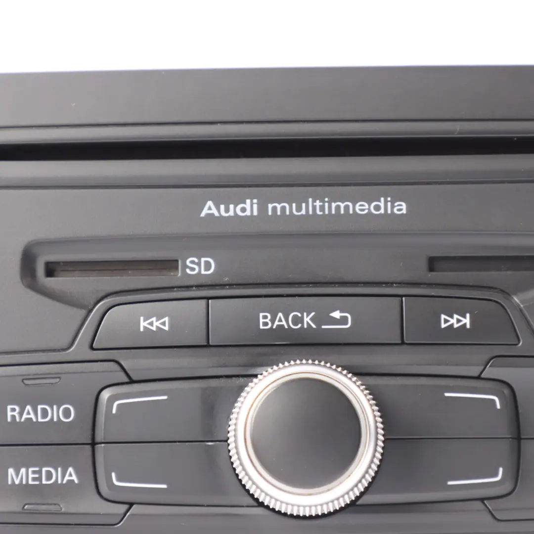 Audi A1 8X Multimedia Radio Reproductor De CD Navegación Unidad Principal - SKU 8X0035183F - Número de pieza 8X0035183F