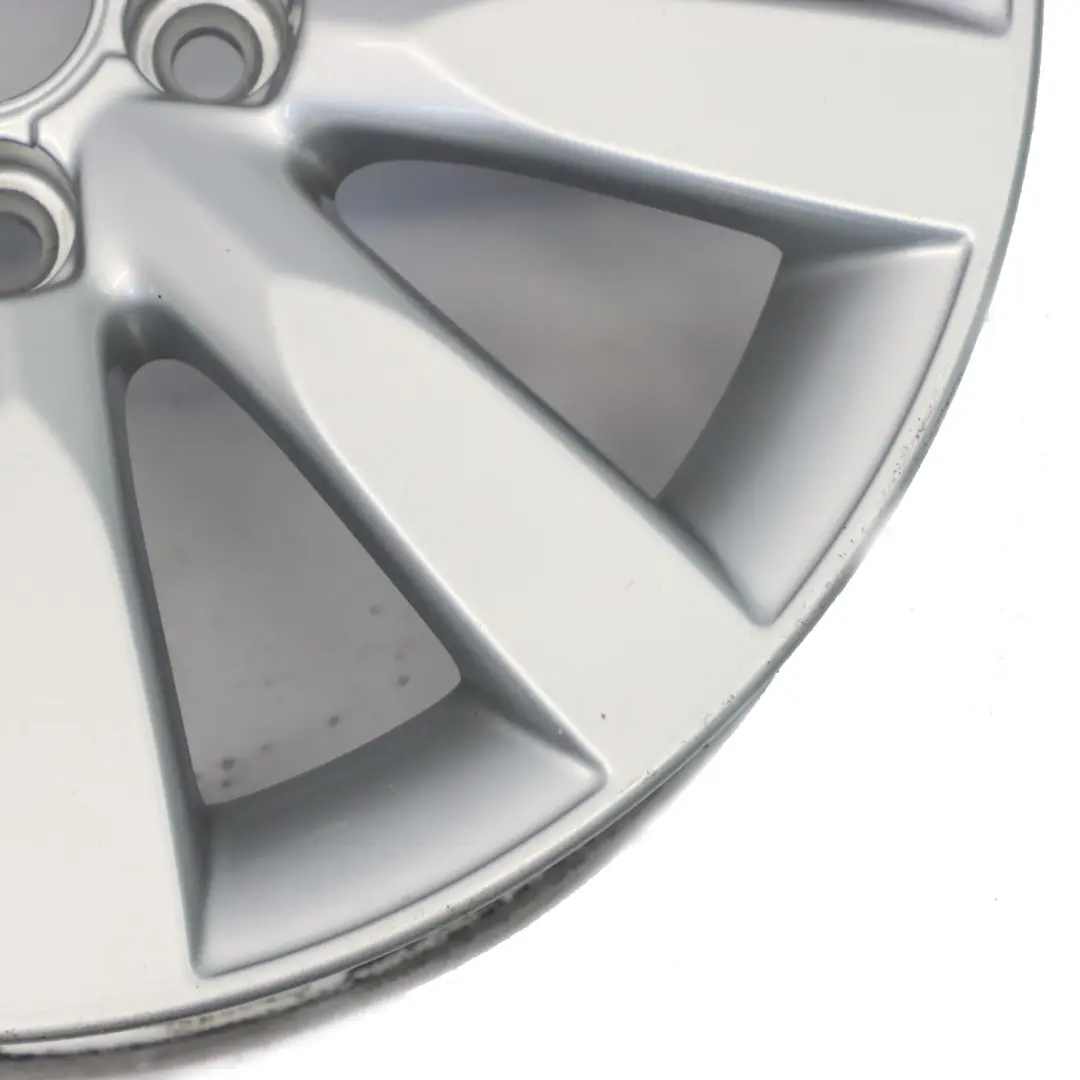 Audi A1 8X Jante en alliage argenté 16" 7J ET34 10 10 rayons - SKU 8X0601025BB-1 - Numéro de pièce 8X0601025BB
