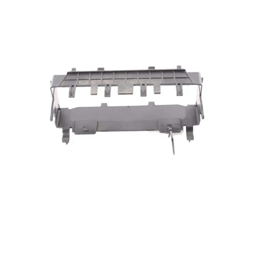 Cadre Support Boîtier Commande Chauffage pour Audi A1 8X à propos du numéro de pièce 8X0820391 Audi A1 8X Cadre Support Boîtier Commande Chauffage - SKU 8X0820391 - Numéro de pièce 8X0820391