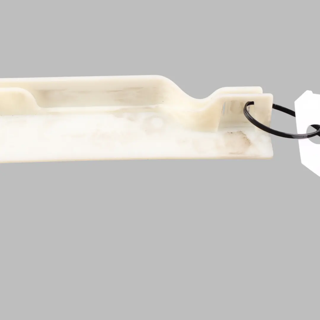 Boot Trunk Lid Anti-Theft Protection Parcel Shelf Cover to Audi A1 8X with Part number 8X0827569 Audi A1 8X Boot Trunk Lid Anti-Theft Protection Parcel Shelf Cover - SKU 8X0827569 - Part number 8X0827569