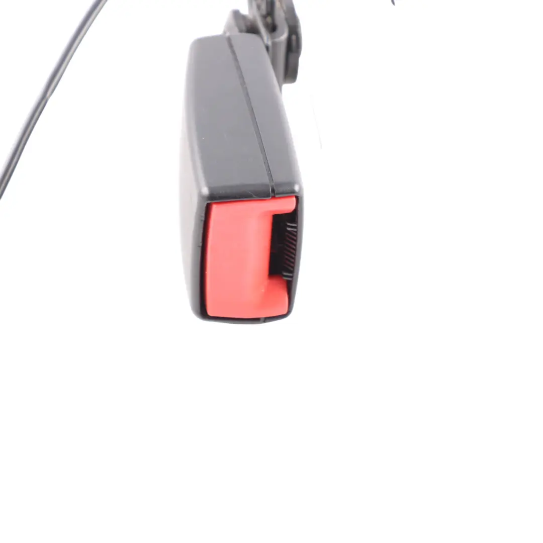 Audi A1 8X Loquet de la boucle de siège arrière gauche - SKU 8X0857739C-1 - Numéro de pièce 8X0857739C