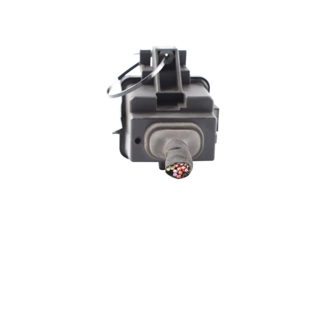 Fuse Relay Box Module Control Unit to Audi A1 8X with Part number 8X0937124 Audi A1 8X Fuse Relay Box Module Control Unit - SKU 8X0937124 - Part number 8X0937124