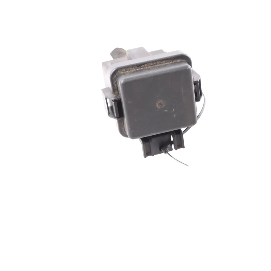 Fuse Relay Box Module Control Unit to Audi A1 8X with Part number 8X0937124 Audi A1 8X Fuse Relay Box Module Control Unit - SKU 8X0937124 - Part number 8X0937124