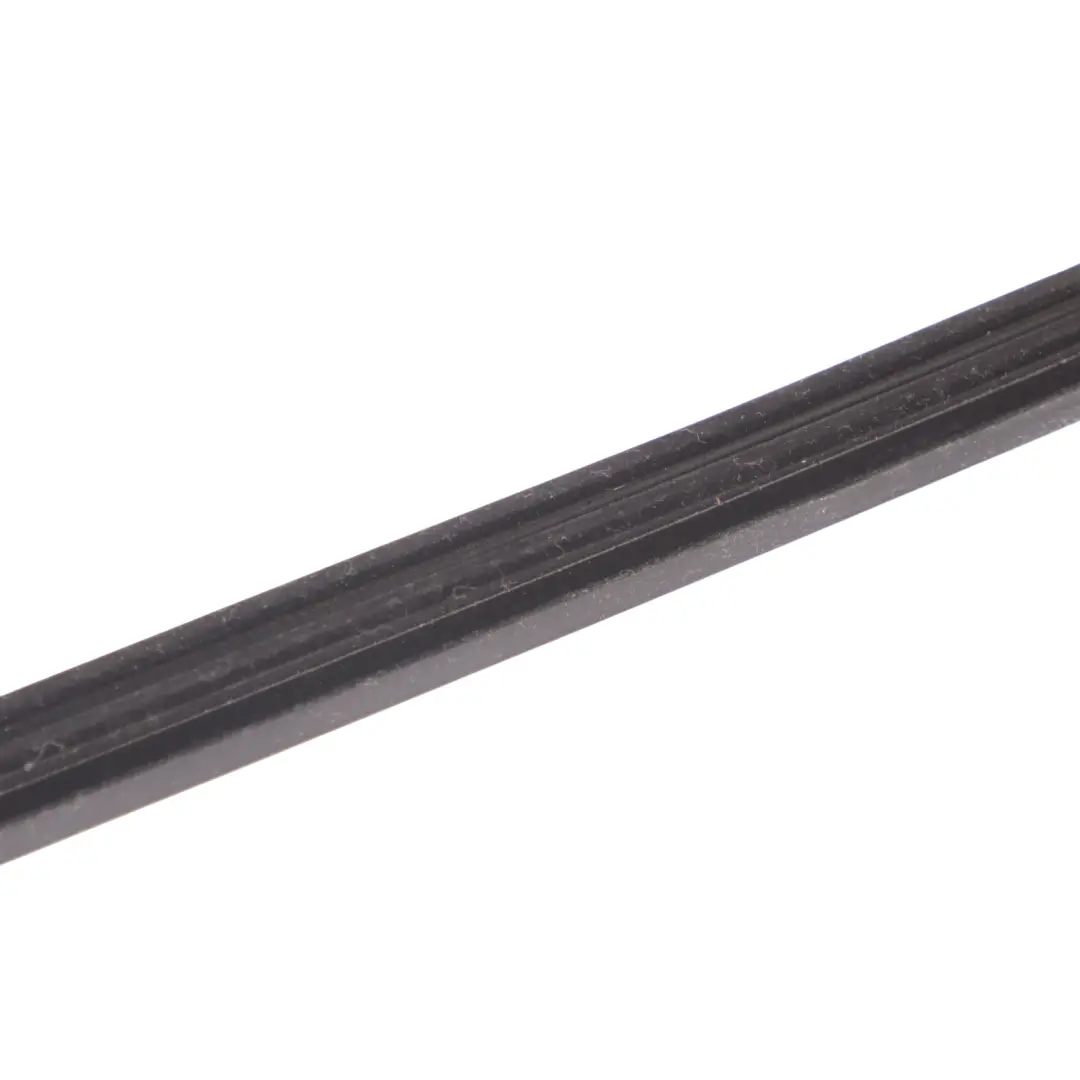 Fensterdichtung Tür vorne links Dichtung Rahmen für Audi A1 8X mit Teilenummer 8X3837479C Audi A1 8X Fensterdichtung Tür vorne links Dichtung Rahmen - SKU 8X3837479C - Teilenummer 8X3837479C