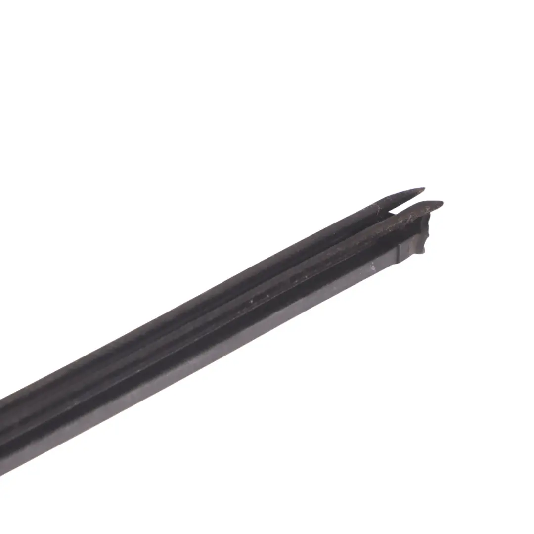 Fensterdichtung Tür vorne links Dichtung Rahmen für Audi A1 8X mit Teilenummer 8X3837479C Audi A1 8X Fensterdichtung Tür vorne links Dichtung Rahmen - SKU 8X3837479C - Teilenummer 8X3837479C