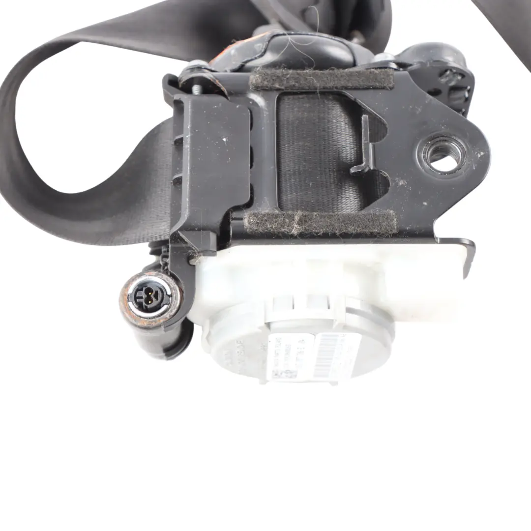 Audi A1 8X Cinturón de seguridad delantero derecho Negro - SKU 8X3857706E - Número de pieza 8X3857706E