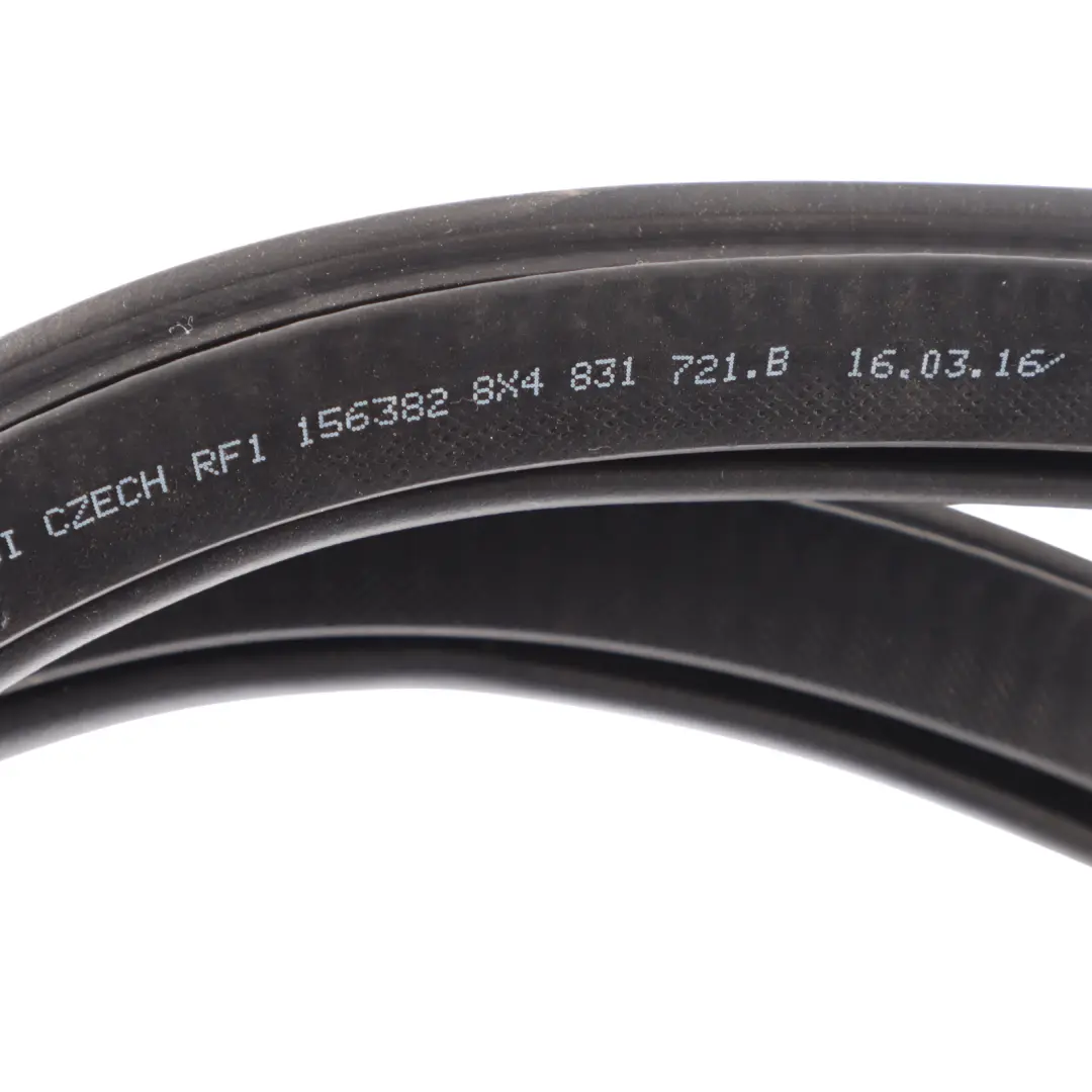 Audi A1 S1 8X 5D Türkantenschutz Dichtung Gummi Vorne Links 8X4831721B - SKU 8X4831721C - Teilenummer 8X4831721C