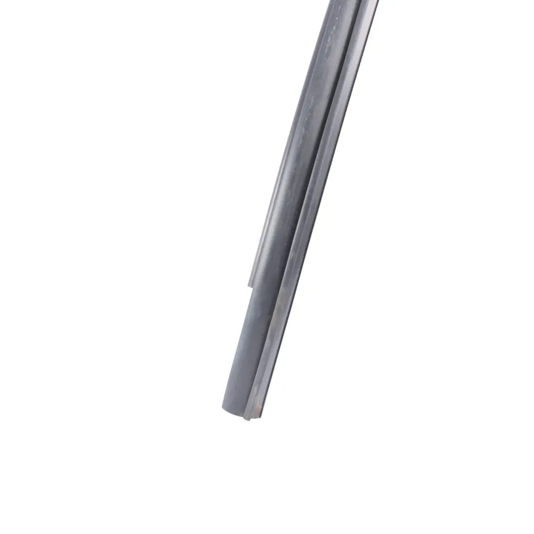 Window Guide Front Door Left N/S Seal Moulding to Audi A1 8X with Part number 8X4837439C Audi A1 8X Window Guide Front Door Left N/S Seal Moulding - SKU 8X4837439C - Part number 8X4837439C