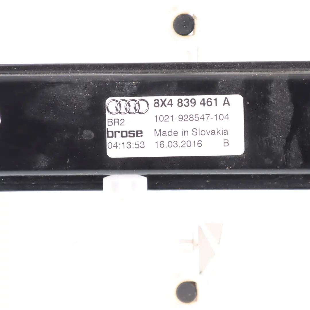 Alzacristalli Elettrico Porta Posteriore Sinistra per Audi A1 S1 8X con numero di parte 8X4839461A Audi A1 S1 8X Alzacristalli Elettrico Porta Posteriore Sinistra - SKU 8X4839461A - Numero di parte 8X4839461A