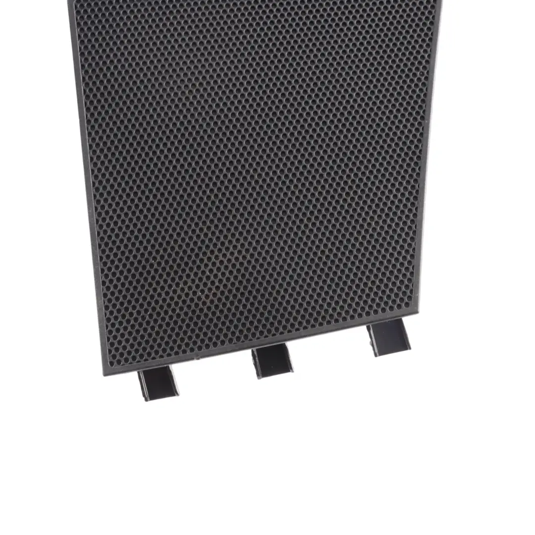 Audi A3 8Y Sportback Altavoz Trasero Cubre Puerta Negro Derecho 8Y0035793A - SKU 8Y0035794A - Número de pieza 8Y0035794A