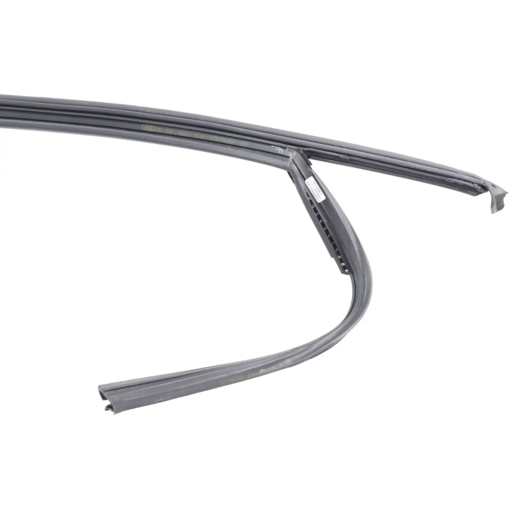 8Y Guarnizione Finestrino Porta Striscia Anteriore Sinistro per Audi S3 con numero di parte 8Y0837431A Audi S3 8Y Guarnizione Finestrino Porta Striscia Anteriore Sinistro - SKU 8Y0837431A - Numero di parte 8Y0837431A