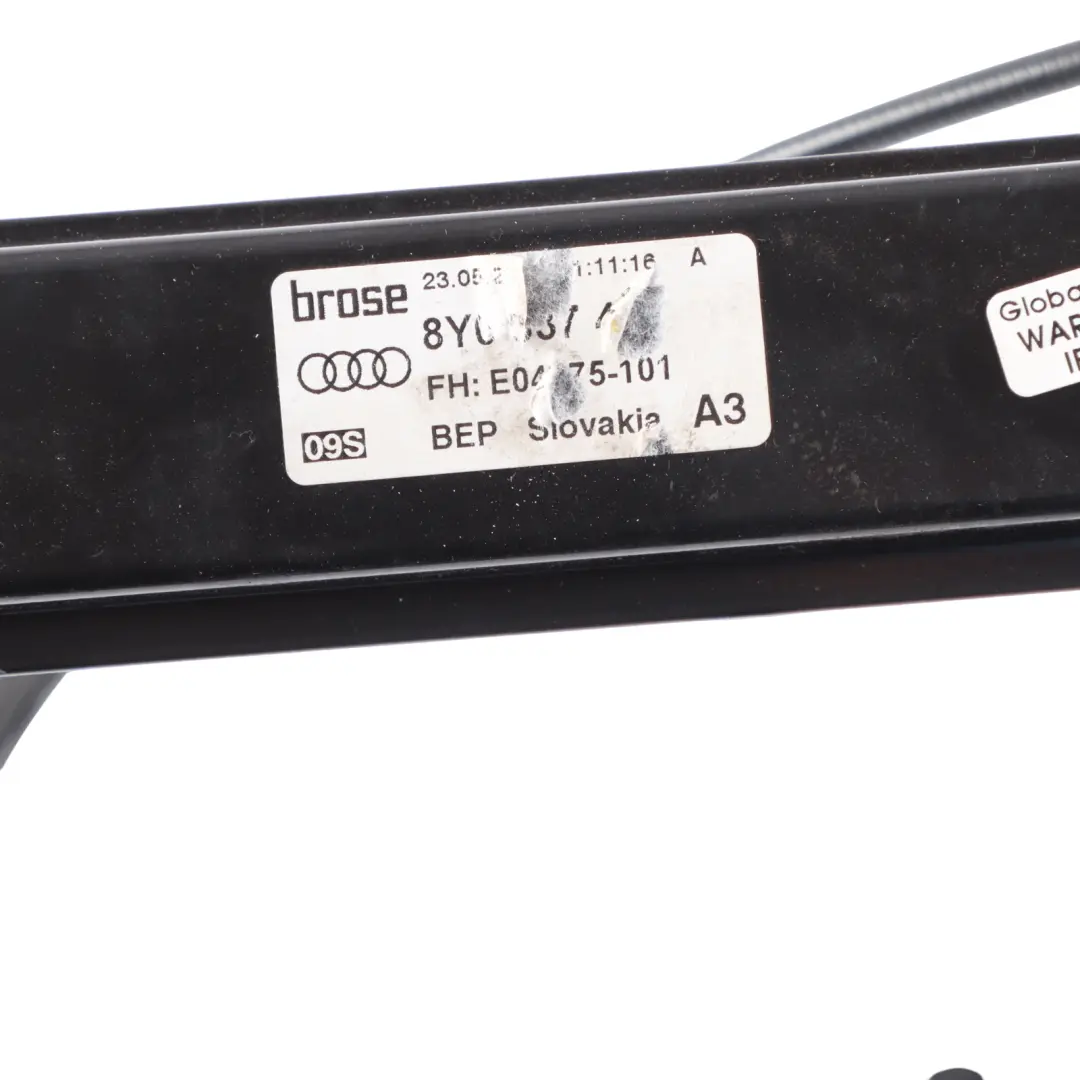 Audi A3 S3 8Y Regolatore Alzacristallo Portiera Anteriore Destro - SKU 8Y0837462 - Numero di parte 8Y0837462
