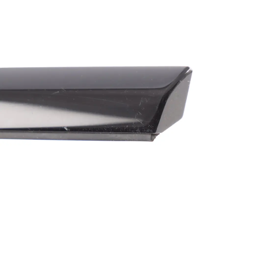 Audi S3 8Y Hintere Tür Äußere Fenster Dichtung Strip Trim Gummi - SKU 8Y0839476E - Teilenummer 8Y0839476E
