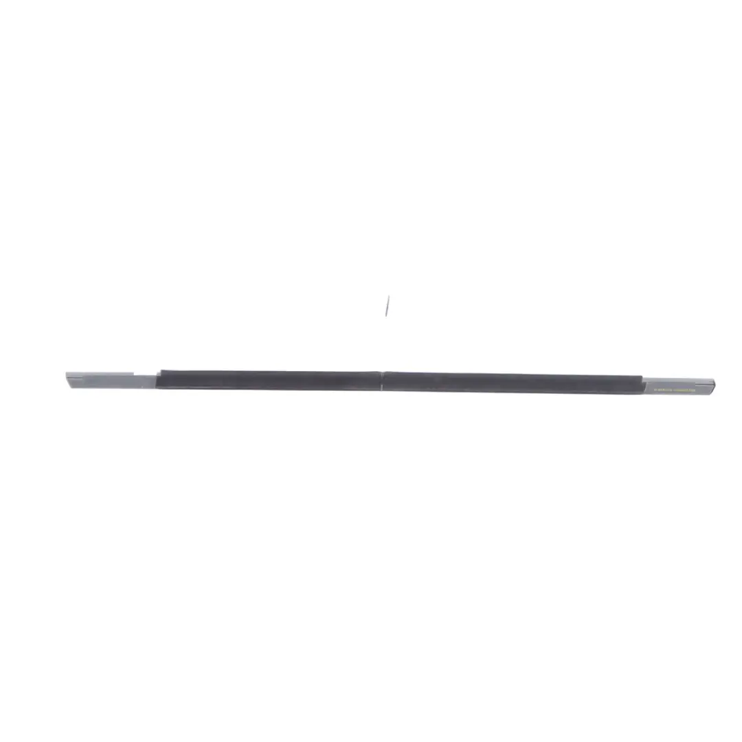 Audi S3 8Y Hintere Tür Äußere Fenster Dichtung Strip Trim Gummi - SKU 8Y0839476E - Teilenummer 8Y0839476E