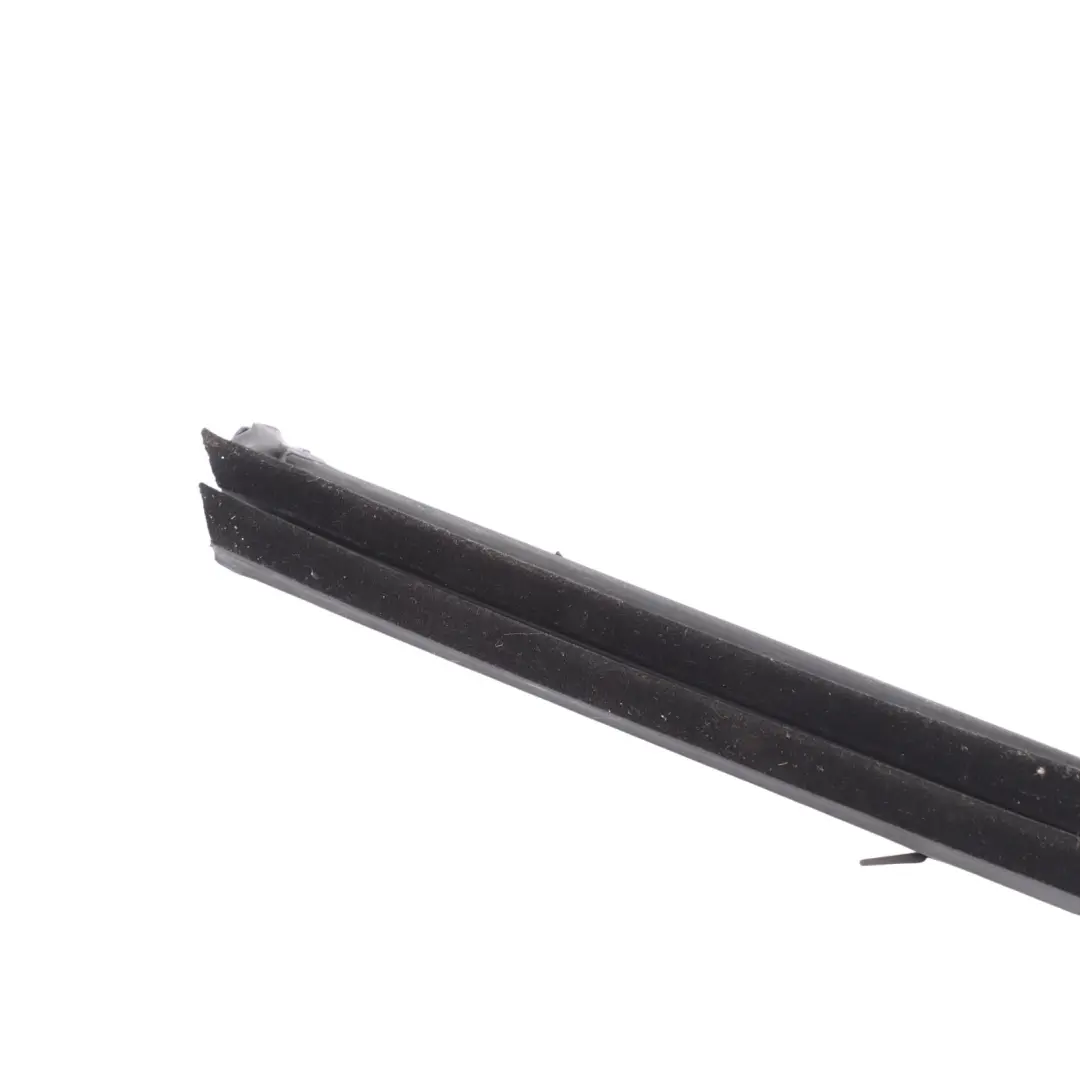 8Y Rear Door Inner Window Seal Gasket Rubber Right O/S to Audi S3 with Part number 8Y0839480 Audi S3 8Y Rear Door Inner Window Seal Gasket Rubber Right O/S - SKU 8Y0839480 - Part number 8Y0839480