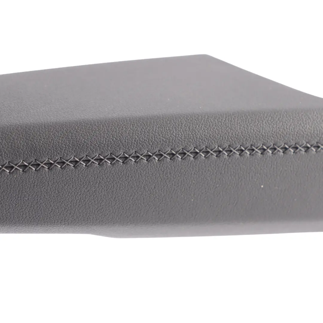 8Y Apoyabrazos Delantero Izquierdo Soul Grey Leatherette para Audi A3 S3 con número de pieza 8Y0867173A Audi A3 S3 8Y Apoyabrazos Delantero Izquierdo Soul Grey Leatherette - SKU 8Y0867173A - Número de pieza 8Y0867173A