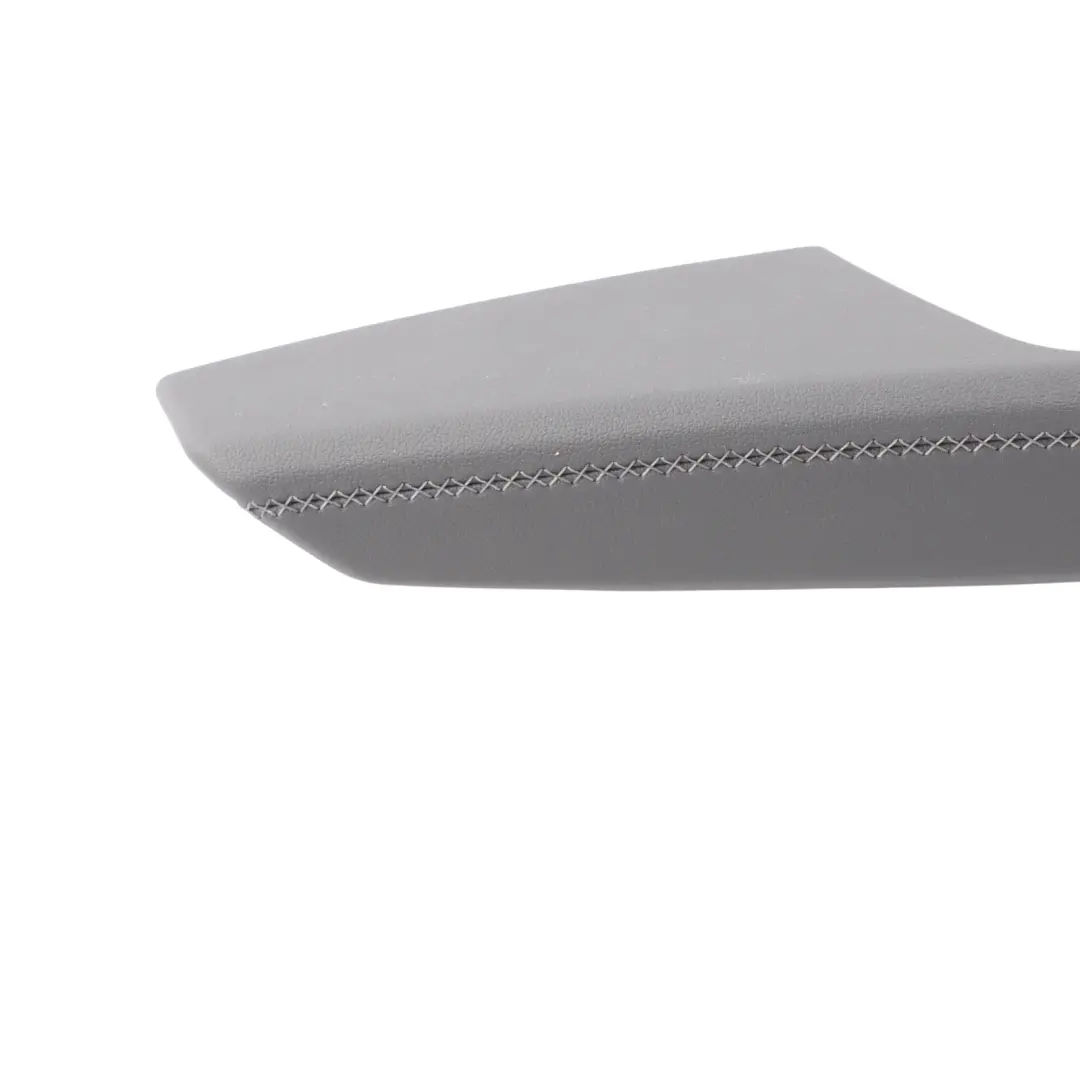 8Y Sportback Bracciolo Porta Posteriore Sinistra Anima Grigio Granito per Audi A3 con numero di parte 8Y0867373A Audi A3 8Y Sportback Bracciolo Porta Posteriore Sinistra Anima Grigio Granito - SKU 8Y0867373A - Numero di parte 8Y0867373A