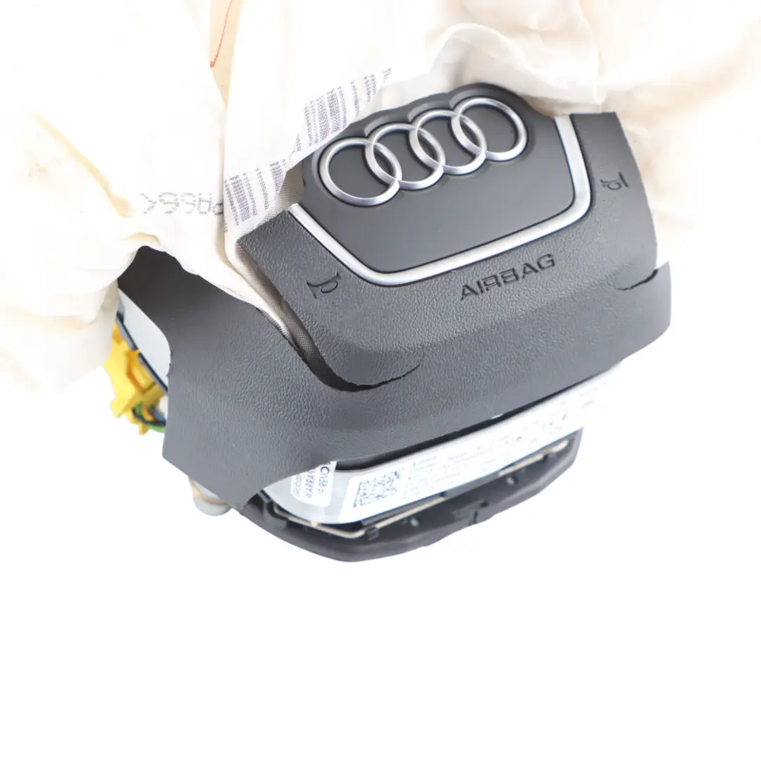 8Y Steering Wheel Driver Air Module Unit DAMAGED to Audi S3 with Part number 8Y0880201K Audi S3 8Y Steering Wheel Driver Air Module Unit DAMAGED - SKU 8Y0880201K-1 - Part number 8Y0880201K