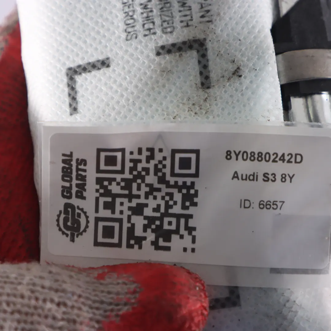 8Y Modulo aria laterale sedile anteriore destro SRS per Audi S3 con numero di parte 8Y0880242D Audi S3 8Y Modulo aria laterale sedile anteriore destro SRS - SKU 8Y0880242D - Numero di parte 8Y0880242D