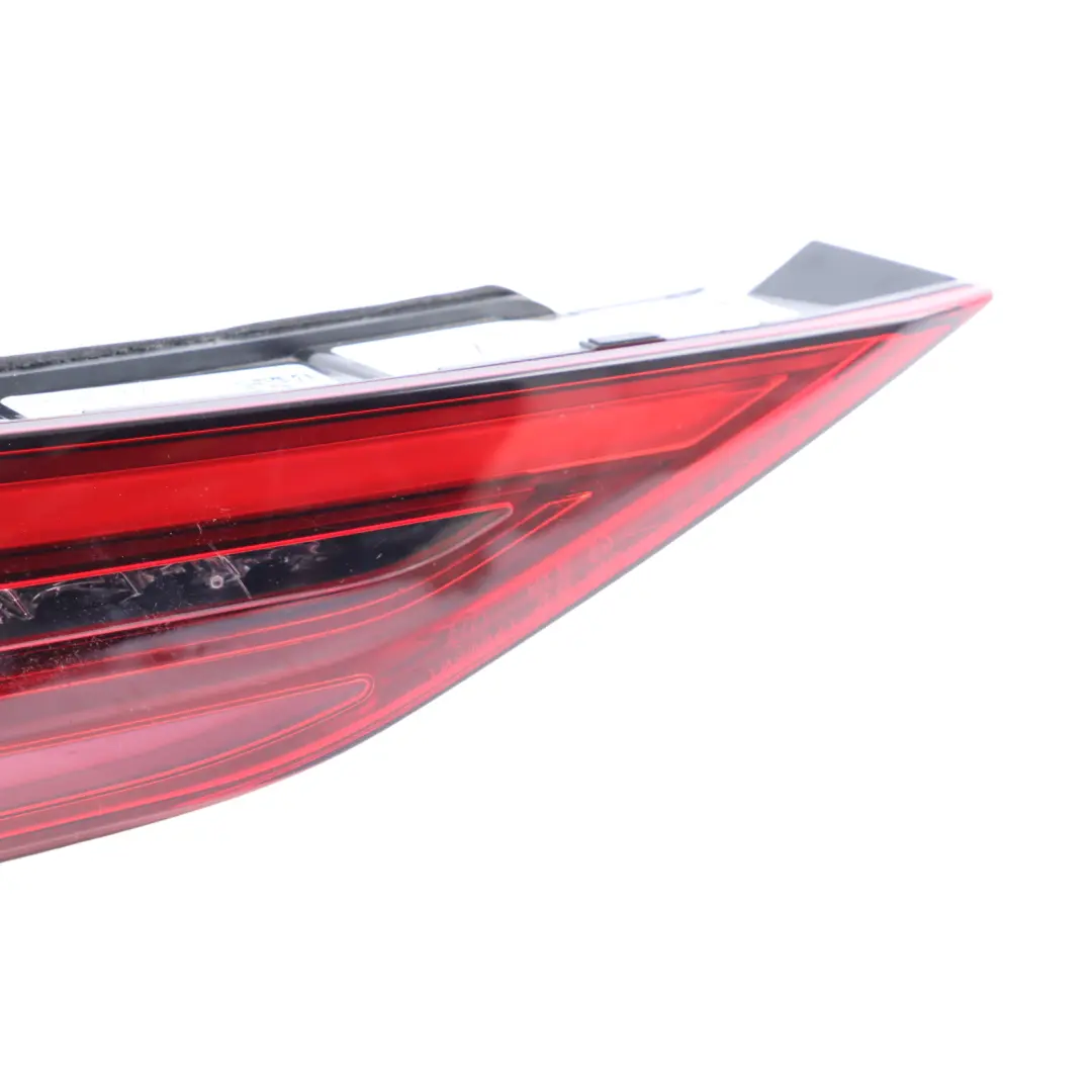 Audi S3 8Y Lampa Tylnej Klapy Bagażnika Wewnętrzna Lewa Tył - SKU 8Y0945307 - Numer Części 8Y0945307