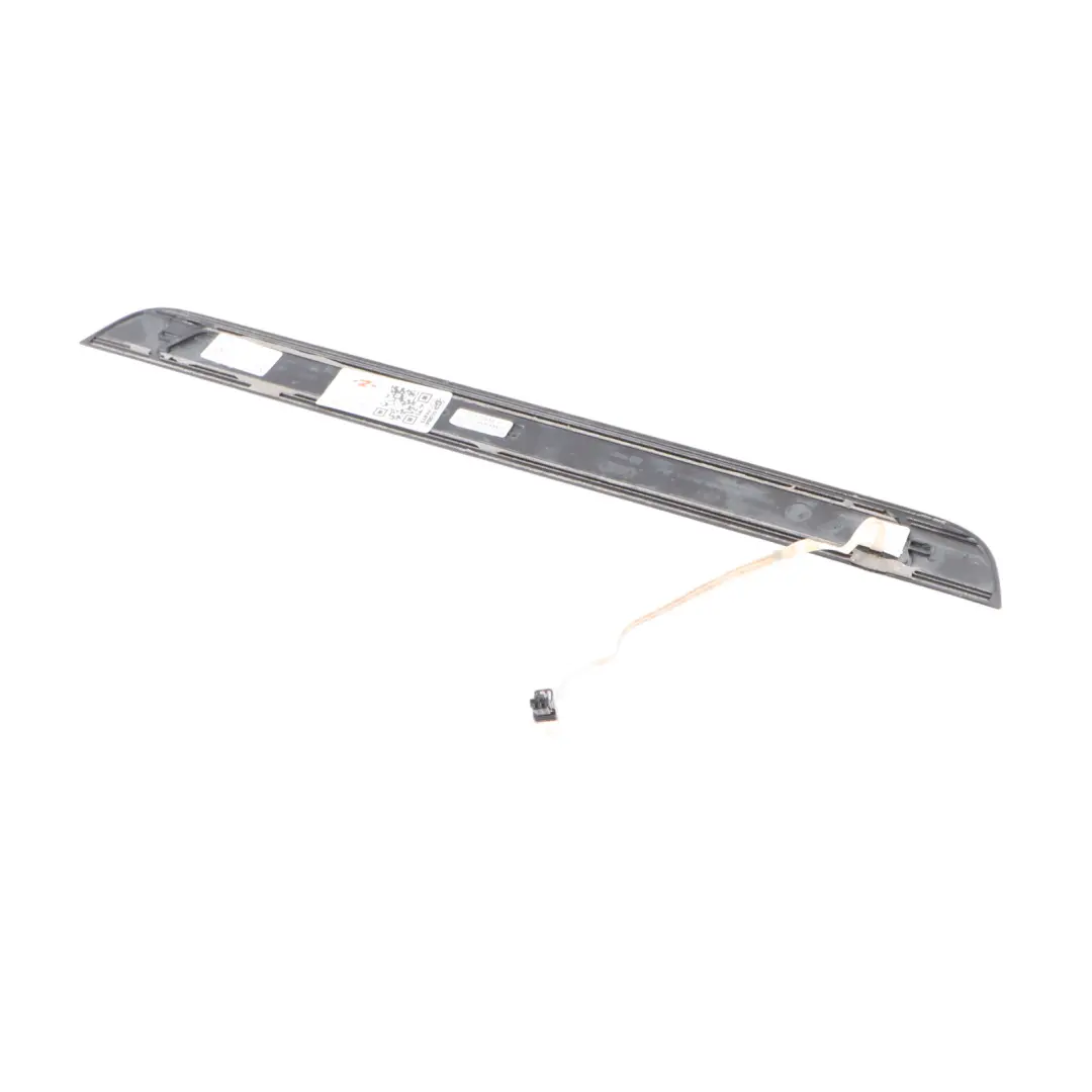 8Y Porta anteriore S linea Trim Strip Plate sinistra destra per Audi S3 con numero di parte 8Y0947417A Audi S3 8Y Porta anteriore S linea Trim Strip Plate sinistra destra - SKU 8Y0947417A - Numero di parte 8Y0947417A