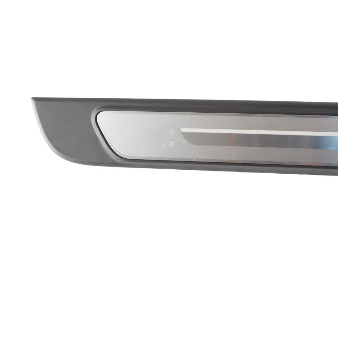 8Y Porta anteriore S linea Trim Strip Plate sinistra destra per Audi S3 con numero di parte 8Y0947417A Audi S3 8Y Porta anteriore S linea Trim Strip Plate sinistra destra - SKU 8Y0947417A - Numero di parte 8Y0947417A