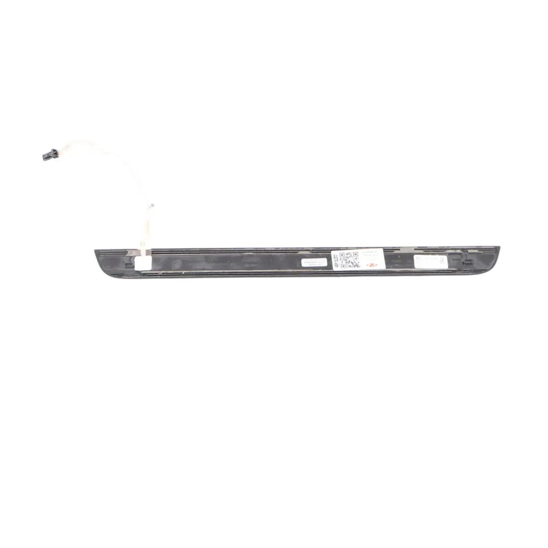 8Y Porta anteriore S linea Trim Strip Plate sinistra destra per Audi S3 con numero di parte 8Y0947417A Audi S3 8Y Porta anteriore S linea Trim Strip Plate sinistra destra - SKU 8Y0947417A - Numero di parte 8Y0947417A