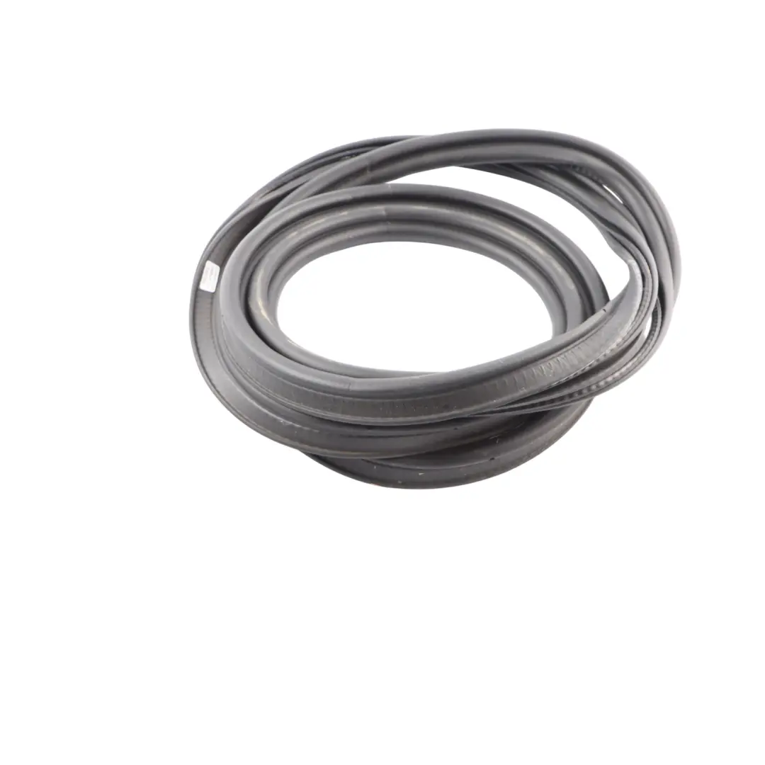 Audi S3 8Y Rear Boot Tailgate Hatch Boot Lid Rubber Seal Gasket 8Y4827705E - SKU 8Y4827705D - Part number 8Y4827705D