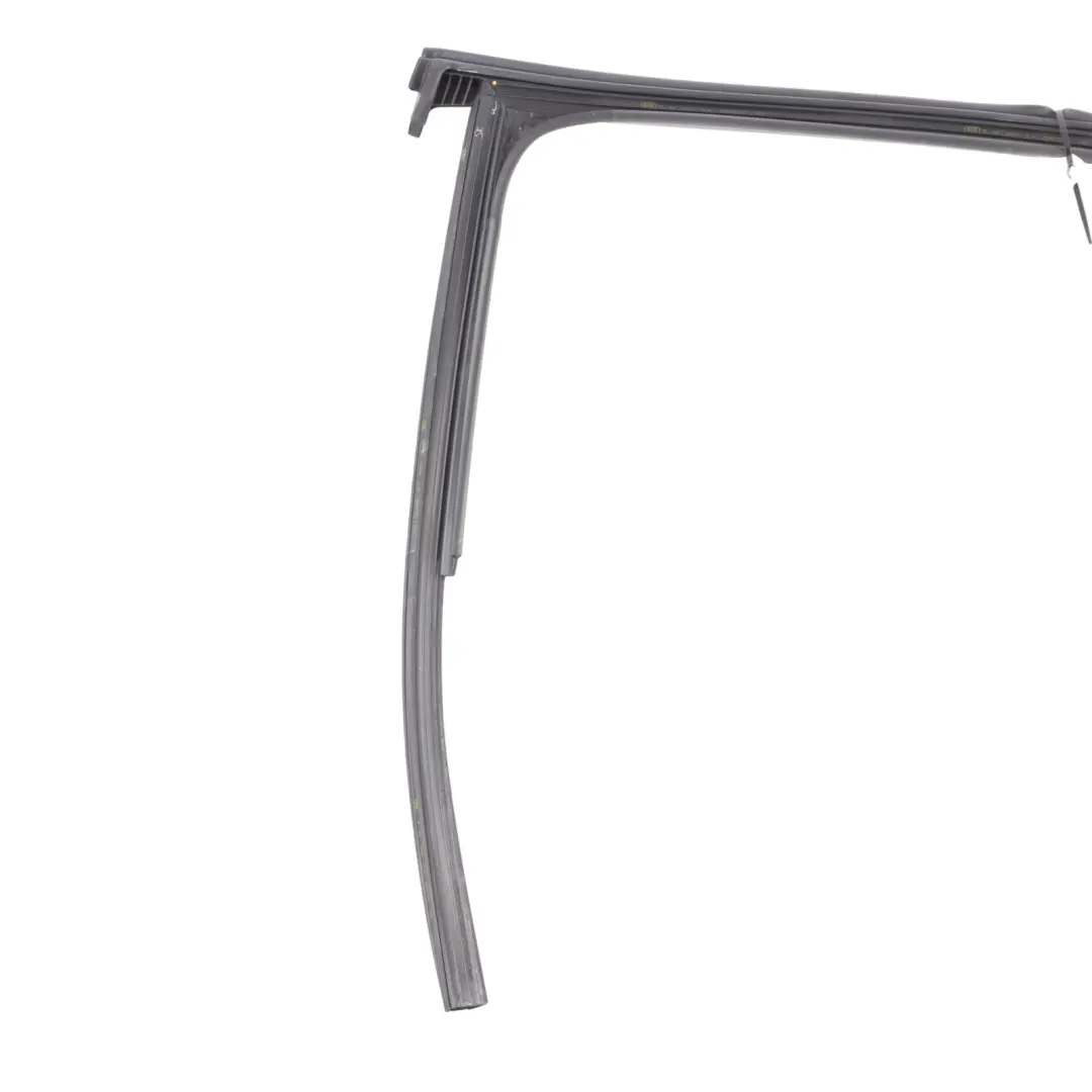 Audi S3 8Y Uszczelka Szyby Drzwi Tylnych Gumowa Rama Prawa - SKU 8Y4839432A - Numer Części 8Y4839432A