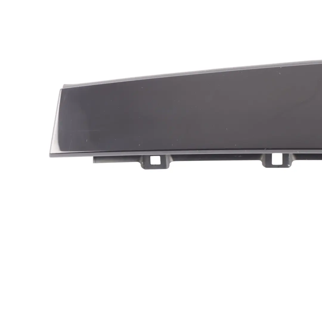 Audi S3 8Y Finition Vitre Du Montant B De La Porte Arrière Droite - SKU 8Y0839902 - Numéro de pièce 8Y0839902