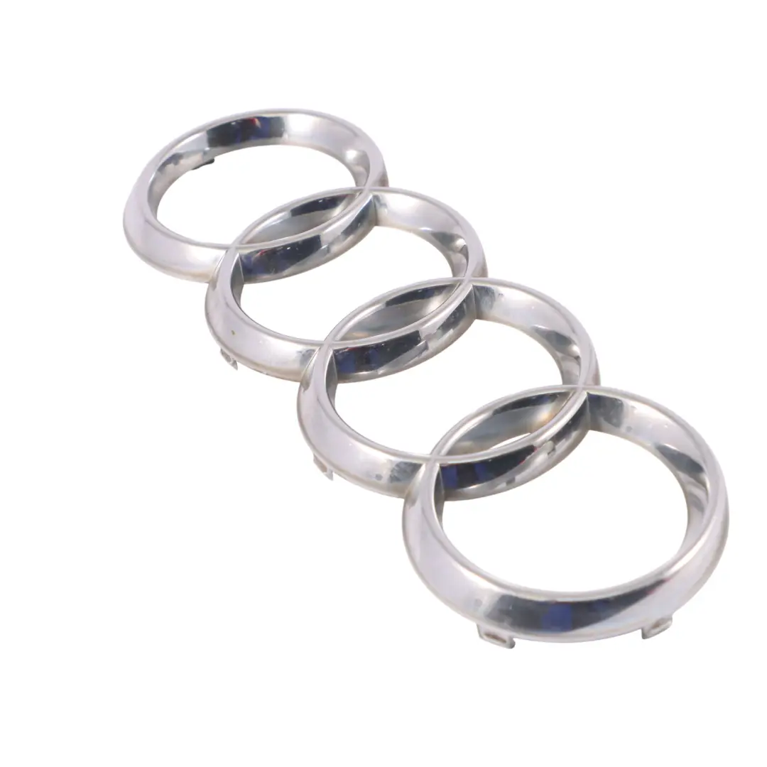 Audi TT 8J Parachoques delantero Cubierta Logo Emblema Insignia - SKU 8Z0853605 - Número de pieza 8Z0853605