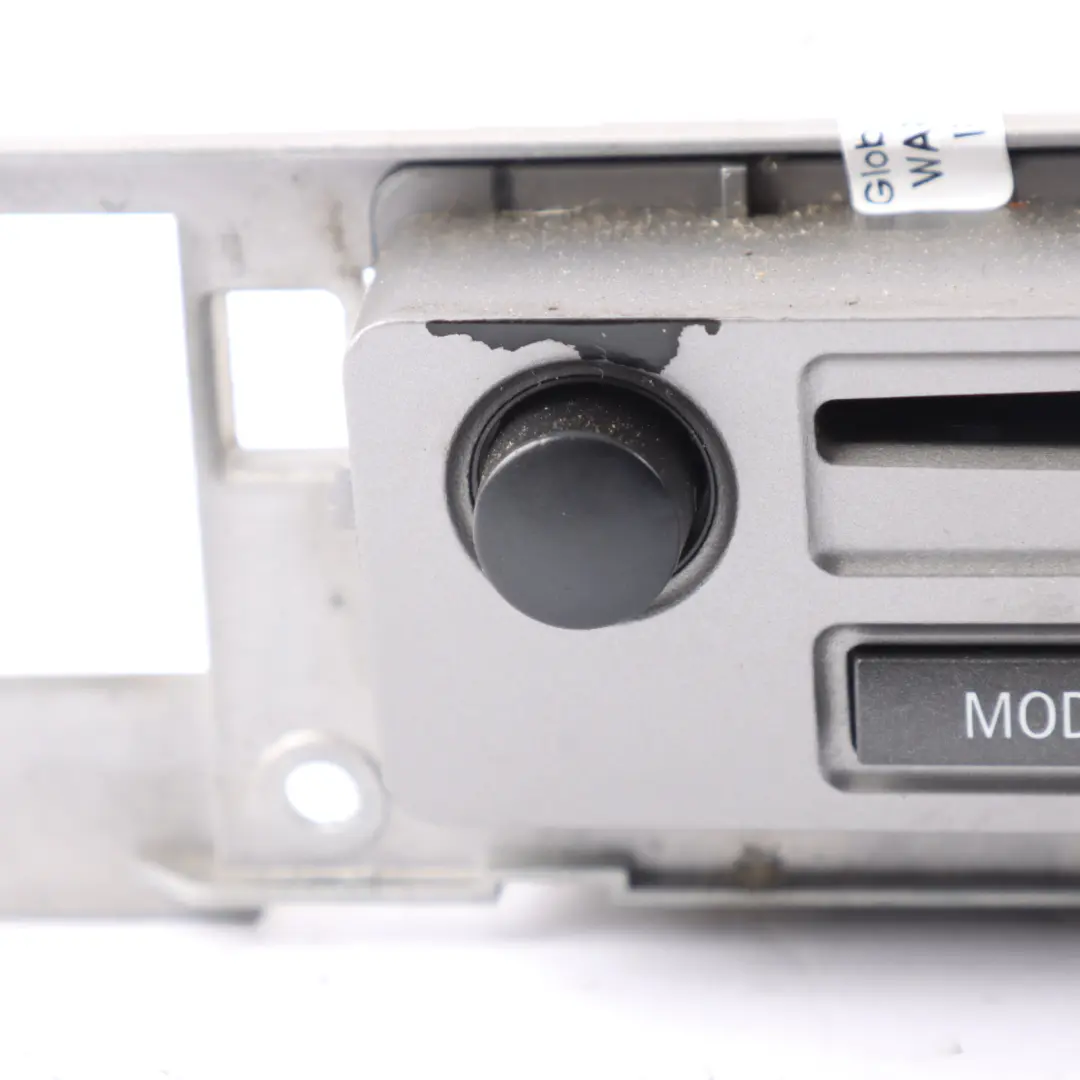 Sistema Audio Controller Player 9110850 per BMW E65 E66 CD con numero di parte 9130764 BMW E65 E66 CD Sistema Audio Controller Player 9110850 - SKU 9130764 - Numero di parte 9130764