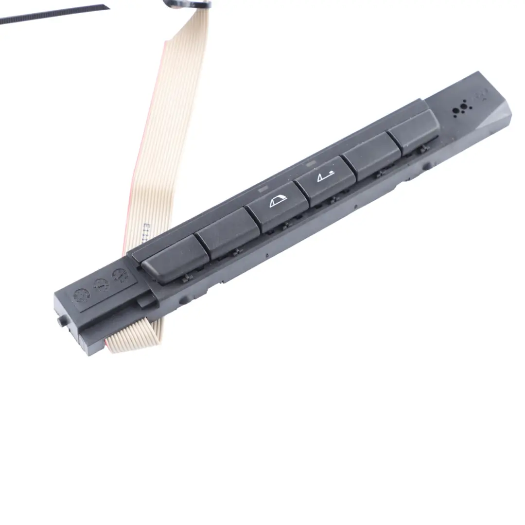 Panneau Commande Commutateur Toit Ouvrant Rabattable pour BMW E88 Cabriolet à propos du numéro de pièce 9181244 BMW E88 Cabriolet Panneau Commande Commutateur Toit Ouvrant Rabattable - SKU 9181244 - Numéro de pièce 9181244