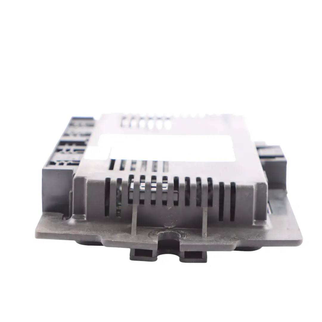 Footwell Light Module Control Unit ECU FRM3R PL2 to BMW E88 with Part number 9269816 BMW E88 Footwell Light Module Control Unit ECU FRM3R PL2 - SKU 9269816 - Part number 9269816