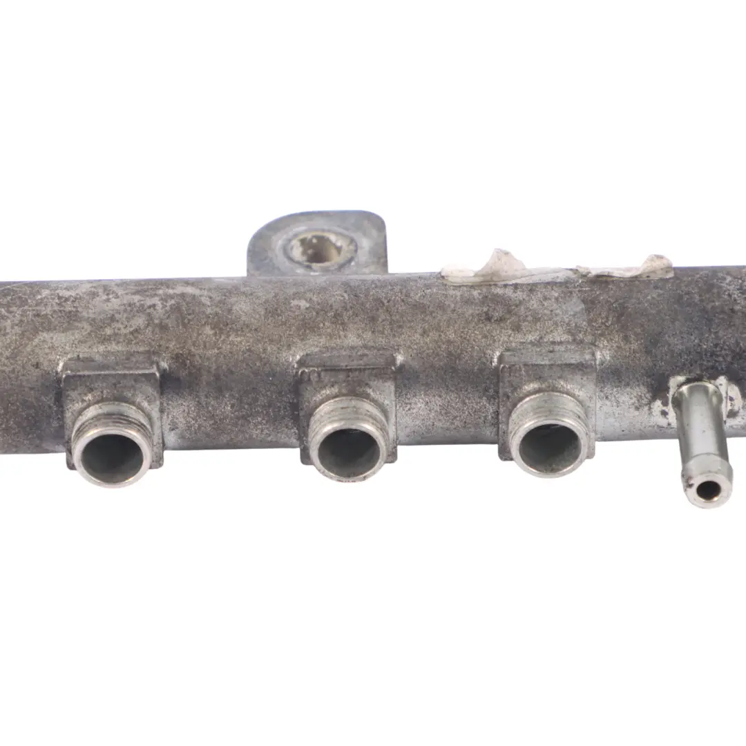 Inyección De Combustible Presión Rail Inyector para Vauxhall Opel Corsa D con número de pieza 93188016 Vauxhall Opel Corsa D Inyección De Combustible Presión Rail Inyector - SKU 93188016 - Número de pieza 93188016