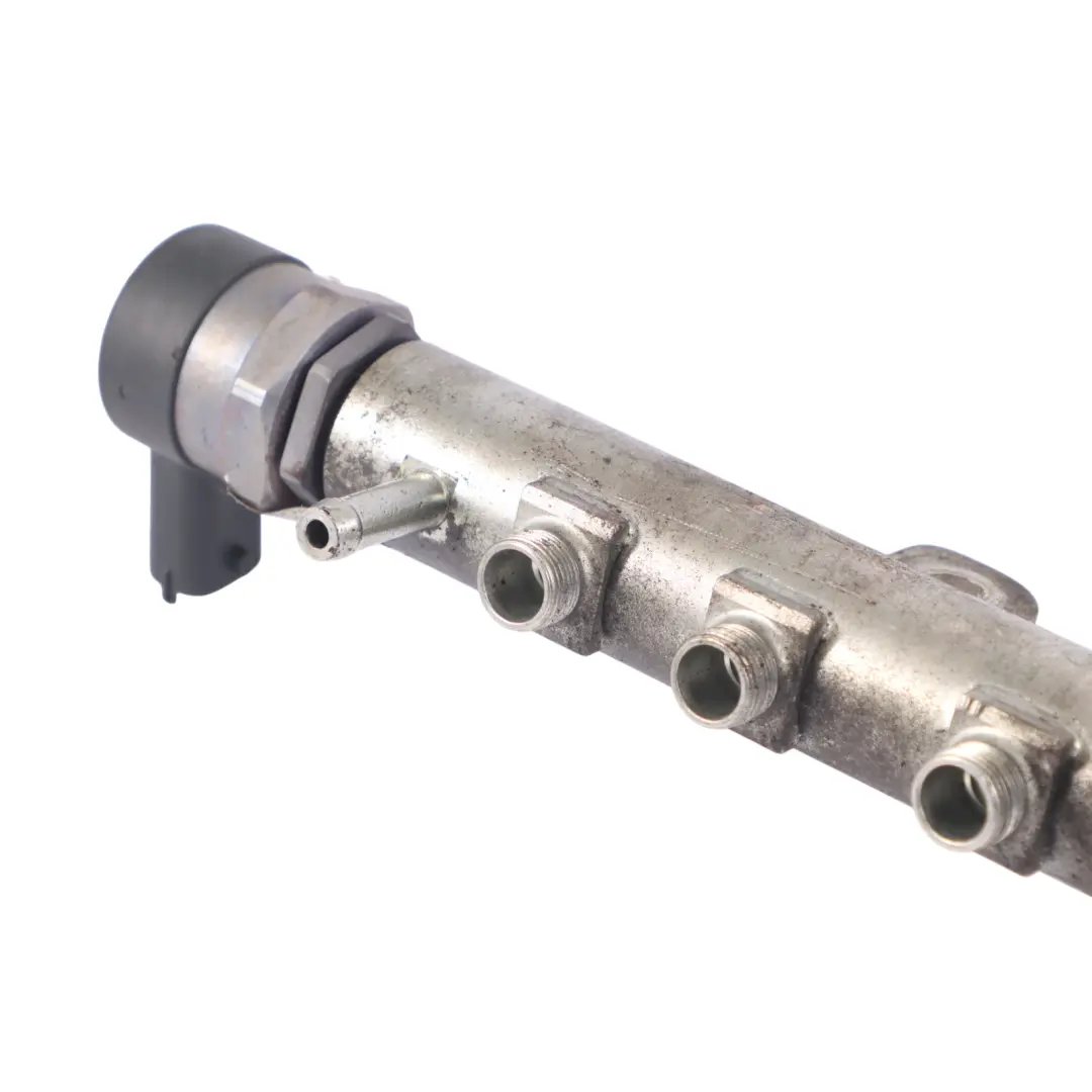 Opel Corsa D Injection De Carburant Rail De Pression Injecteur Nozzle - SKU 93188016 - Numéro de pièce 93188016