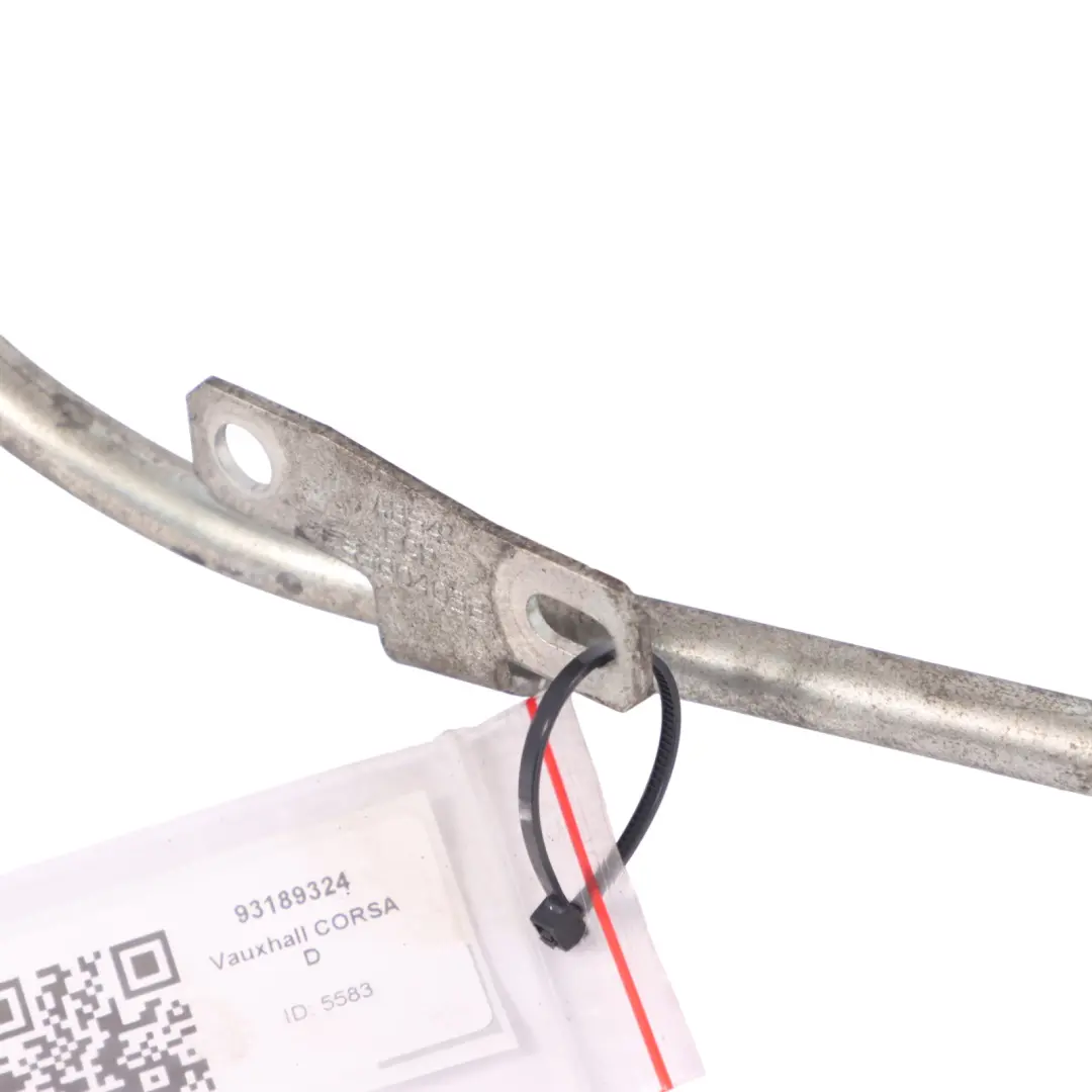 Jauge D'Huile Tube De Guidage Ligne 1.3 Diesel pour Opel Corsa D à propos du numéro de pièce 93189324 Opel Corsa D Jauge D'Huile Tube De Guidage Ligne 1.3 Diesel - SKU 93189324 - Numéro de pièce 93189324