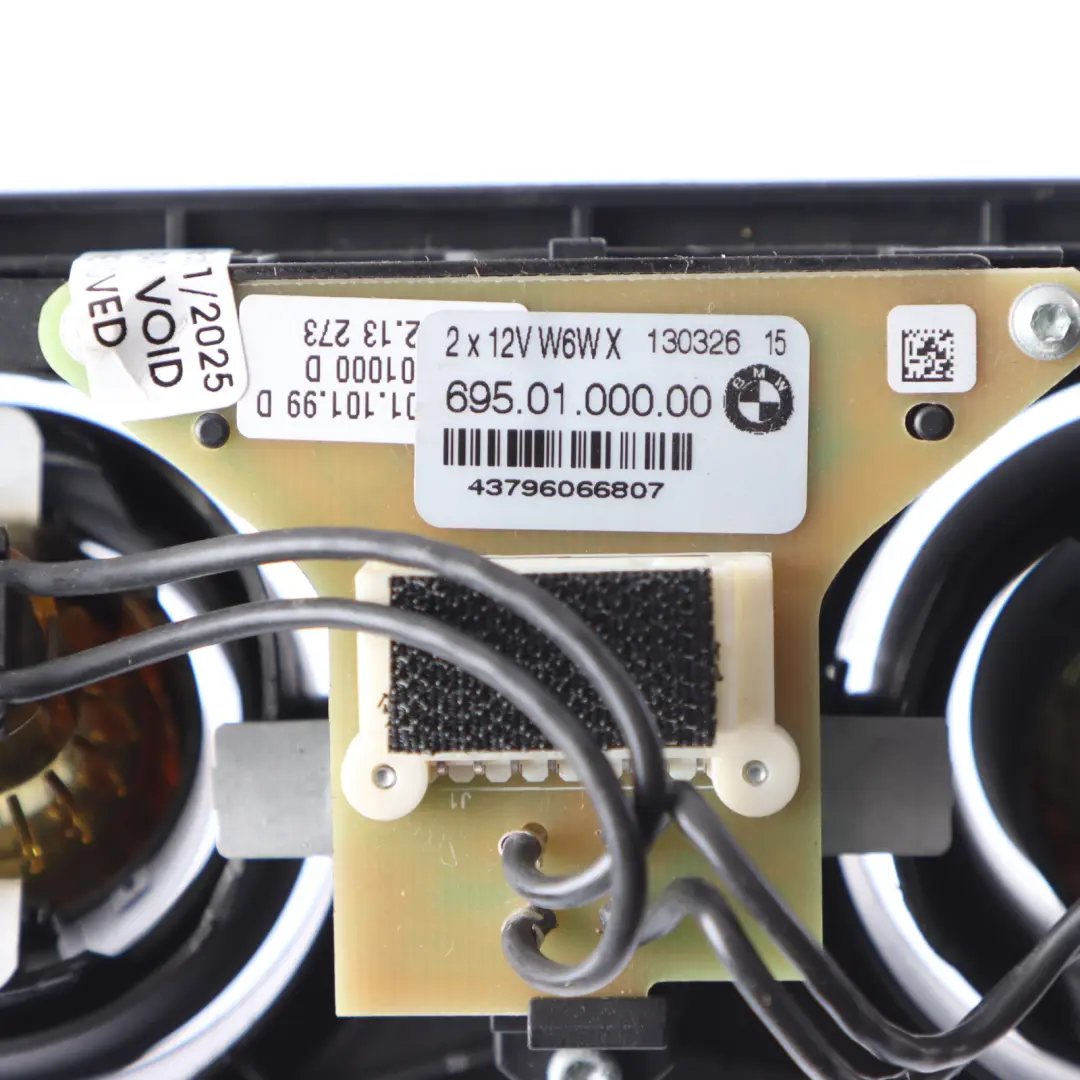 Garniture De Lampe De Lecture De Toit Intérieur BMW F06 Visière Réglable pour à propos du numéro de pièce 9321574 Garniture De Lampe De Lecture De Toit Intérieur BMW F06 Visière Réglable - SKU 9321574 - Numéro de pièce 9321574