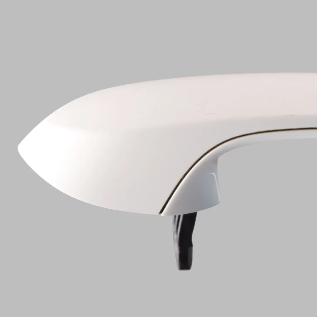 Poignée porte extérieure avant arrière gauche Alpinweiss 3 - 300 pour BMW F40 G20 G30 à propos du numéro de pièce 9491457 BMW F40 G20 G30 Poignée porte extérieure avant arrière gauche Alpinweiss 3 - 300 - SKU 9491457-AW - Numéro de pièce 9491457