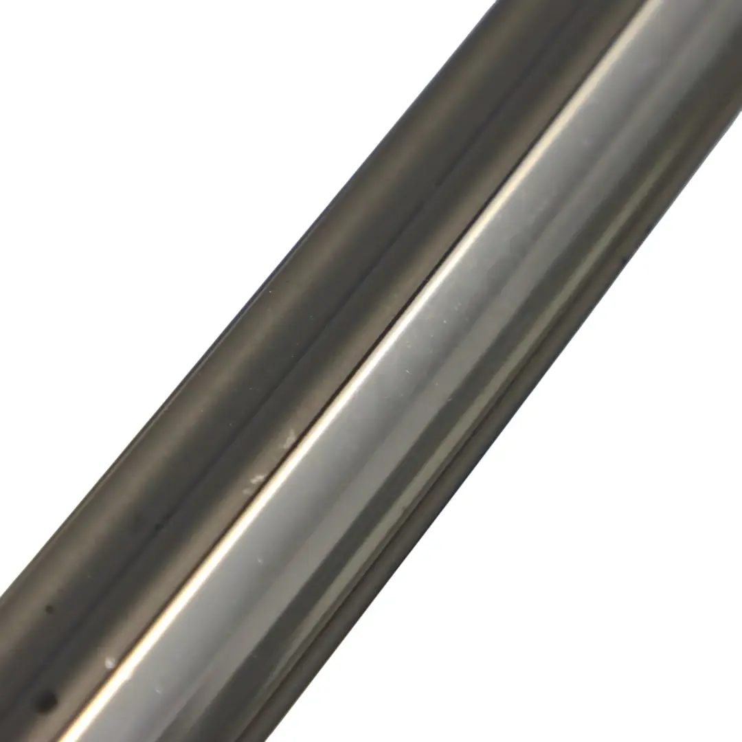 Bande de moulure de panneau latéral arrière gauche Chrome pour Mini R61 à propos du numéro de pièce 9810481 Mini R61 Bande de moulure de panneau latéral arrière gauche Chrome - SKU 9810481 - Numéro de pièce 9810481