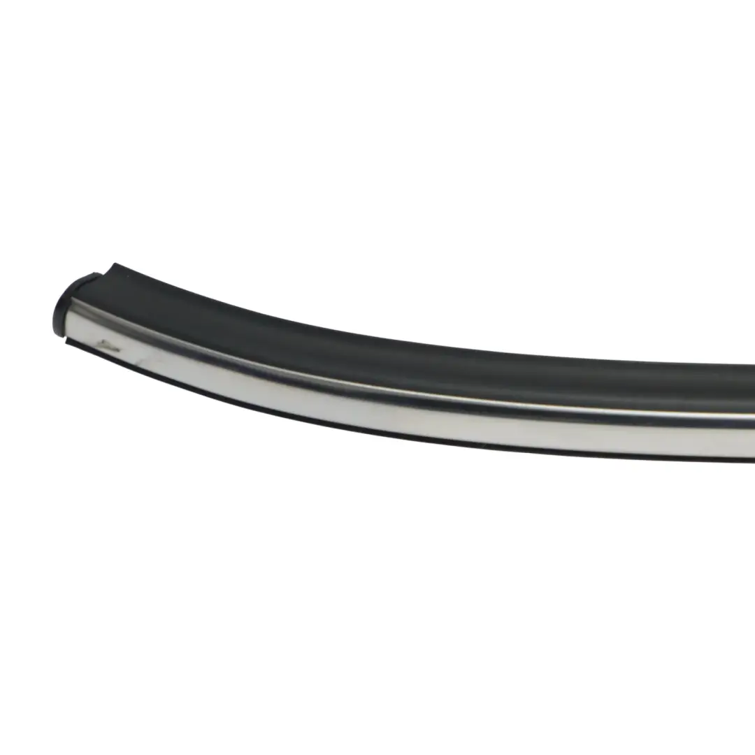 Bande de moulage pour panneau latéral arrière droit Chrome pour Mini R61 à propos du numéro de pièce 9810482 Mini R61 Bande de moulage pour panneau latéral arrière droit Chrome - SKU 9810482-1 - Numéro de pièce 9810482