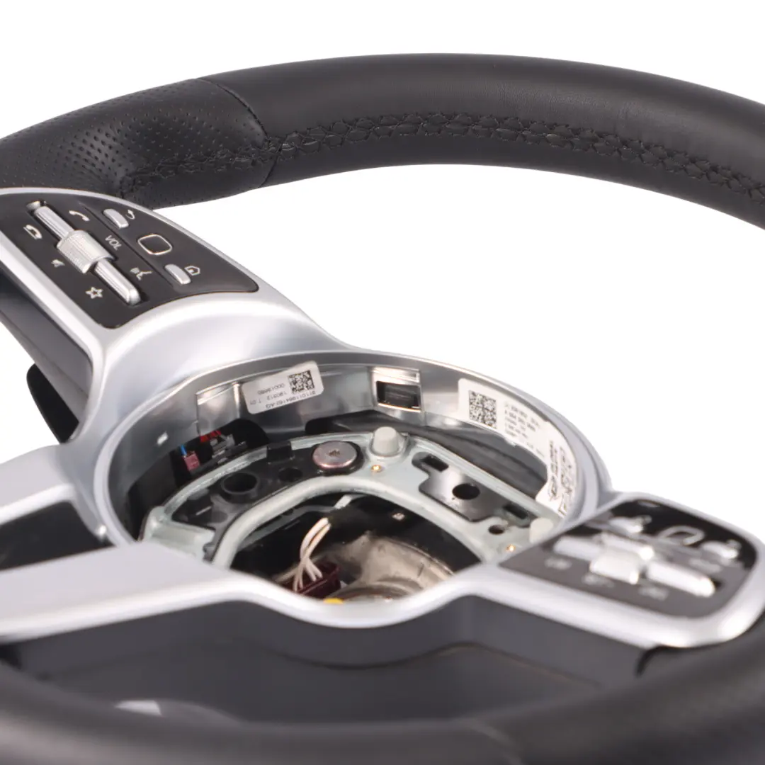 NUOVO Volante in Pelle Nera A0040053699 per Mercedes W177 W205 W247 X253 H243 con numero di parte A0004609901 Mercedes W177 W205 W247 X253 H243 NUOVO Volante in Pelle Nera A0040053699 - SKU A0004609901-1 - Numero di parte A0004609901