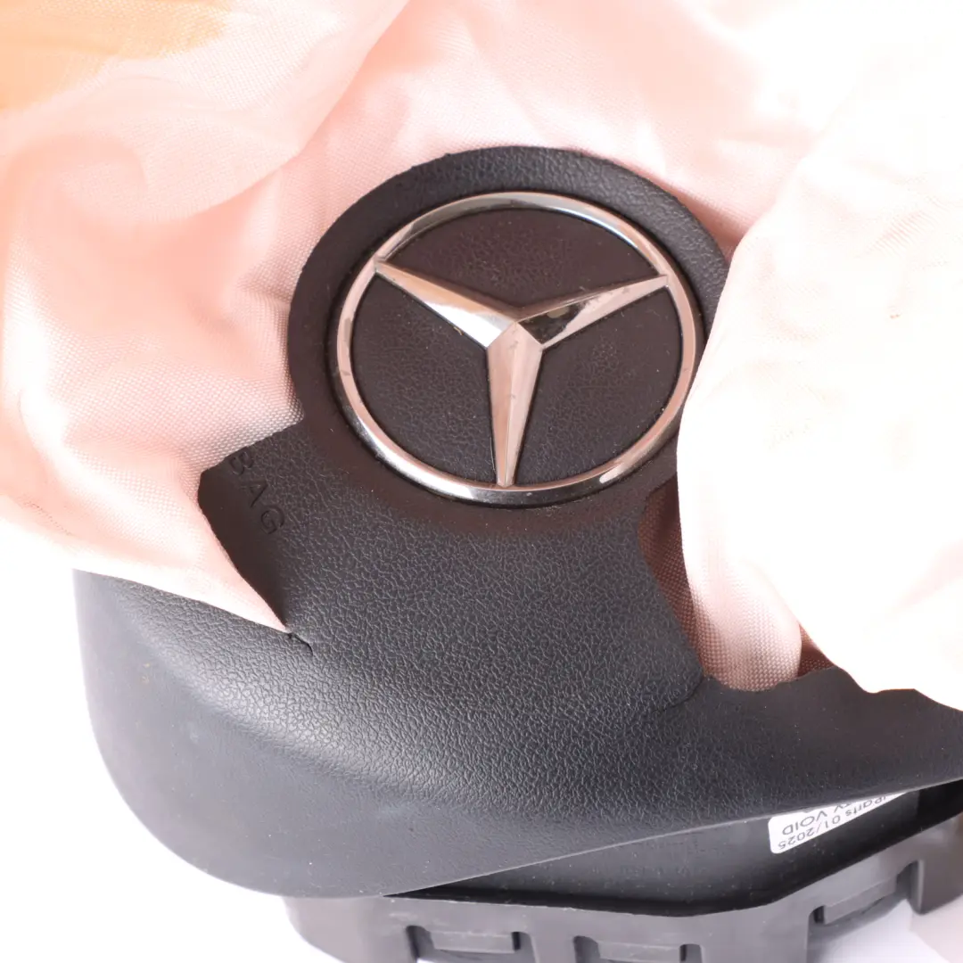 Module Mercedes X156 W176 Driver's Side Steering Wheel DAMAGED to Air with Part number A0008604103 Air Module Mercedes X156 W176 Driver's Side Steering Wheel DAMAGED - SKU A0008604103-1 - Part number A0008604103