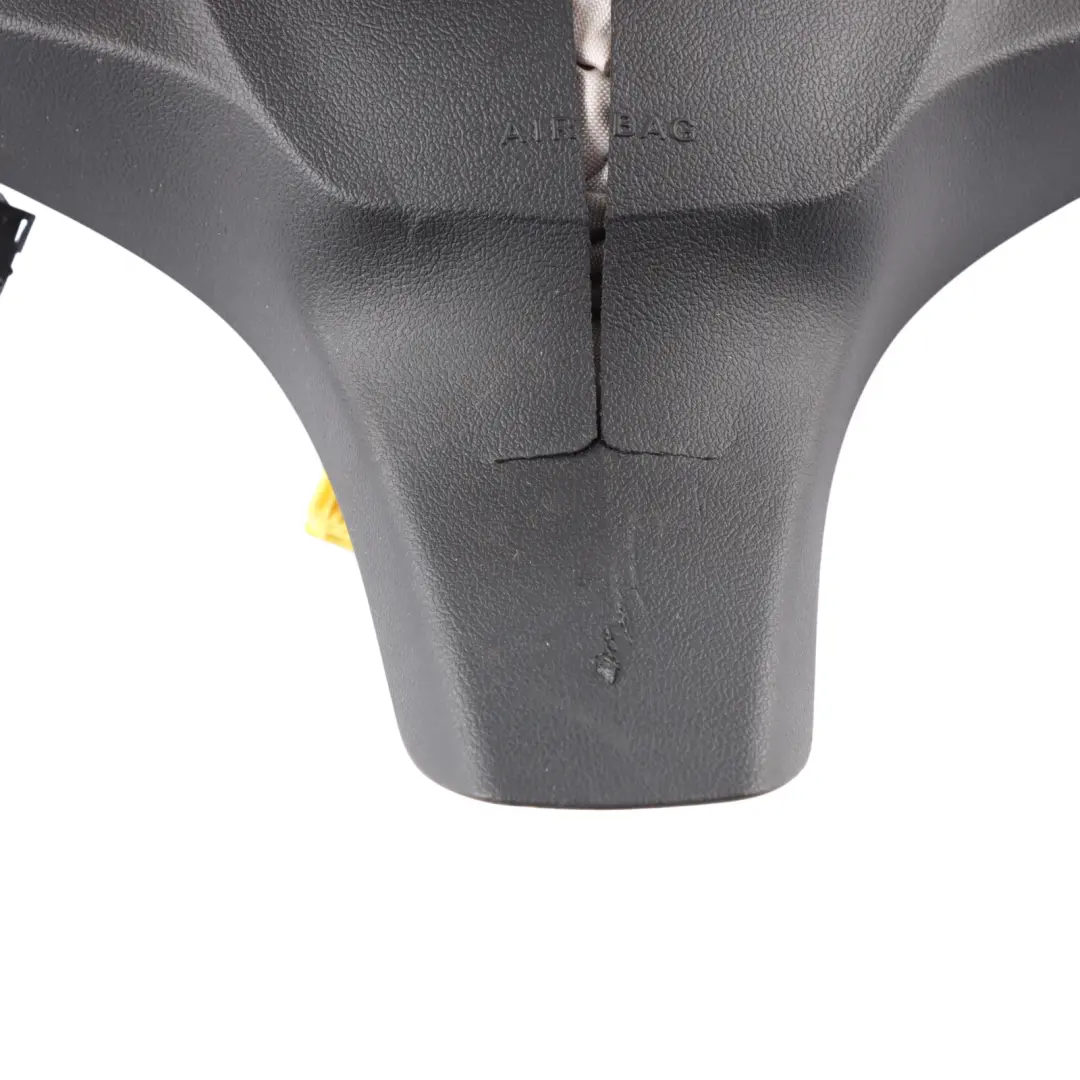 Steering Wheel Air Module Black DAMAGED to Mercedes W204 with Part number A0008605702 Mercedes W204 Steering Wheel Air Module Black DAMAGED - SKU A0008605702-1 - Part number A0008605702