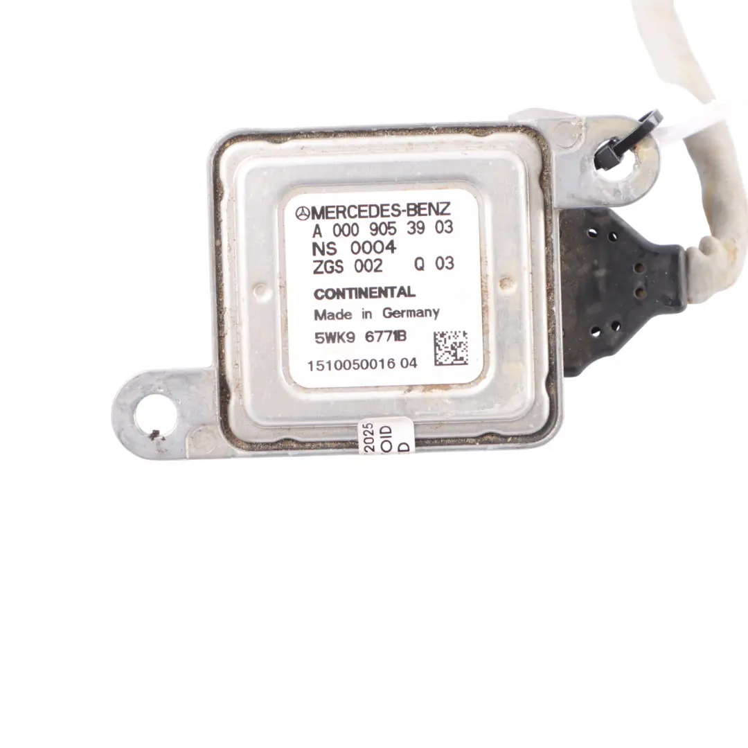 Sonde NOx Mercedes W212 C218 Lambda Oxygène Echappement Essence pour à propos du numéro de pièce A0009053903 Sonde NOx Mercedes W212 C218 Lambda Oxygène Echappement Essence - SKU A0009053903 - Numéro de pièce A0009053903