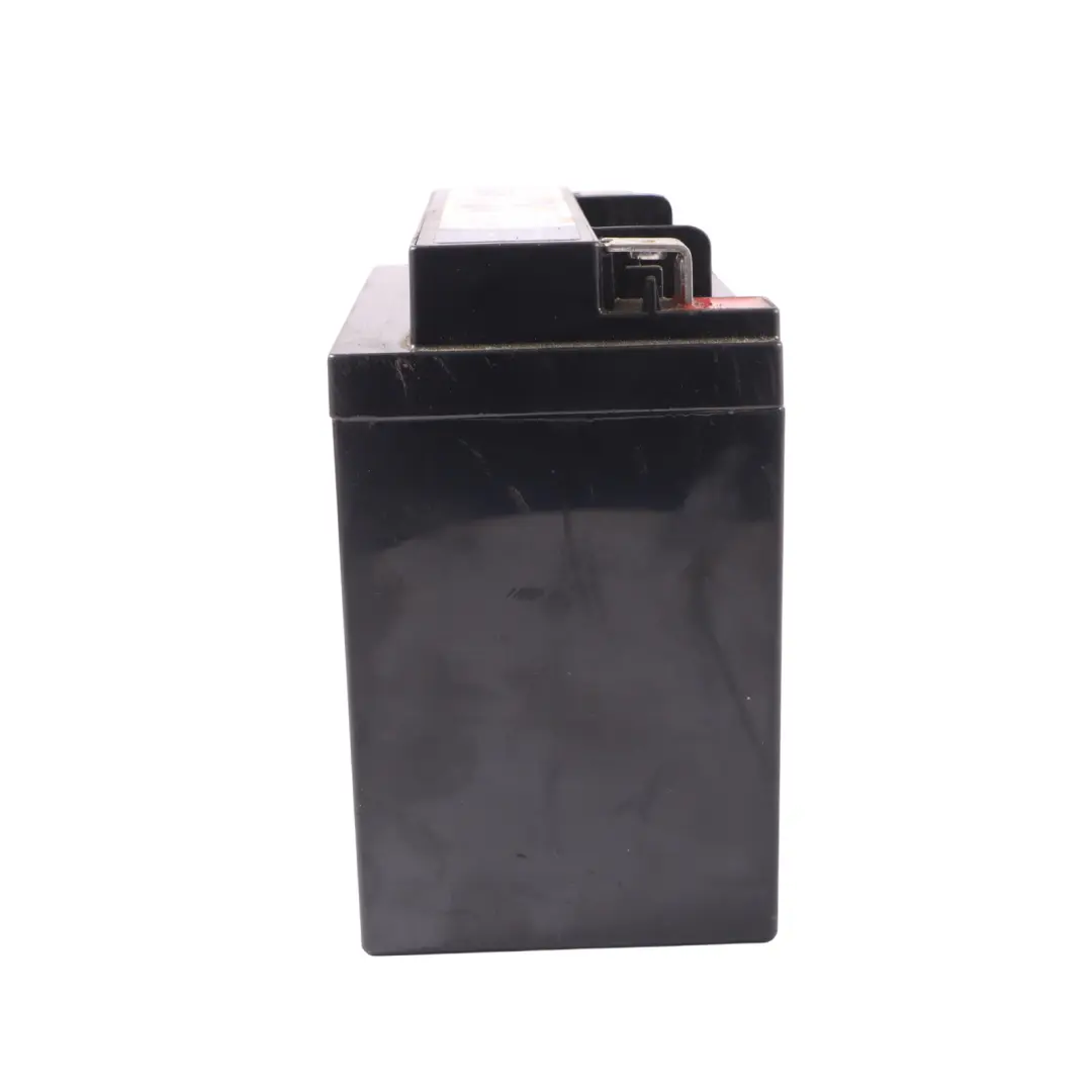 Batería Auxiliar Adicional Generador para Mercedes W204 W212 W222 con número de pieza A0009827008 Mercedes W204 W212 W222 Batería Auxiliar Adicional Generador - SKU A0009827008-1 - Número de pieza A0009827008