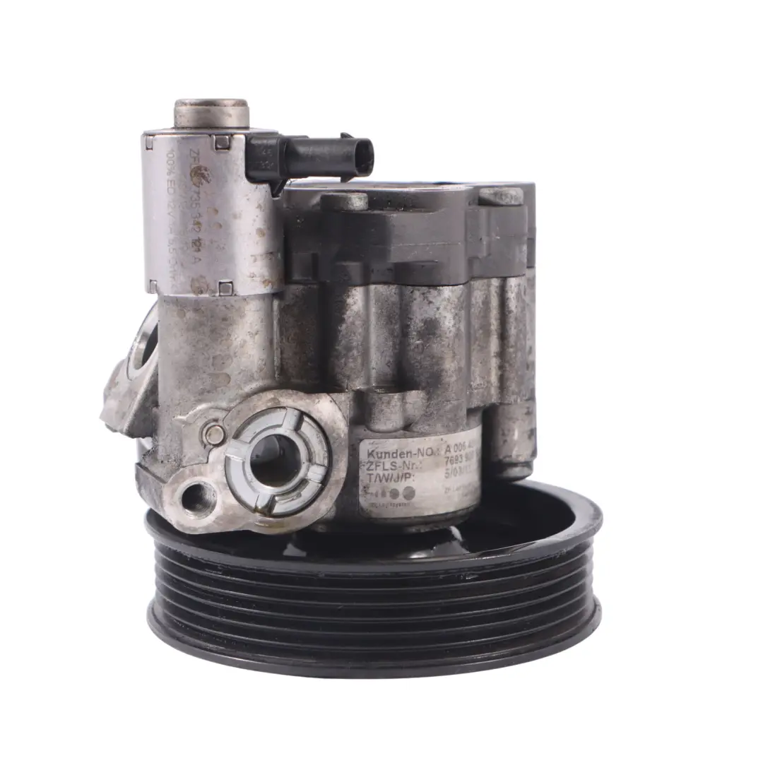  Pompe direction assistée Mercedes W212 OM651 Diesel dhuile mécanique - SKU A0064664701-1 - Numéro de pièce A0064664701